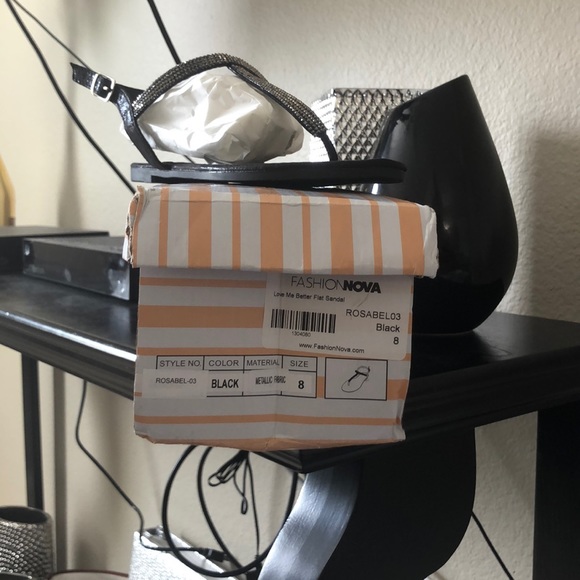 Sandals - Picture 2 of 4